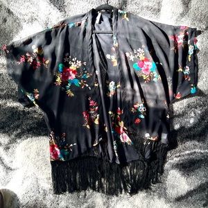 WOMEN’S KIMONO